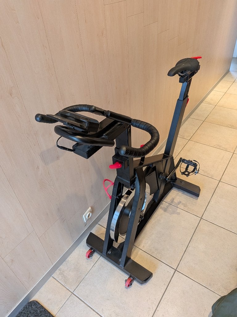 Spinningfiets, Sports & Fitness, Enlèvement, Utilisé, Bras, Vélo de spinning