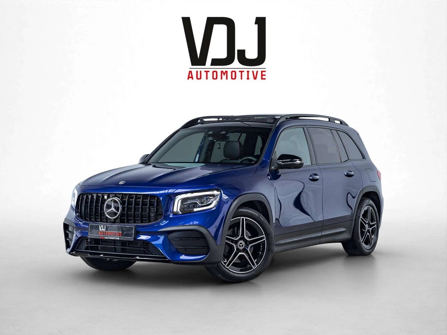 Mercedes-Benz GLB 180 AMG Line|CARBON|PANO|360|HEAD-UP|SFE, Autos, 100 kW, 1332 cm³, Achat, Entreprise