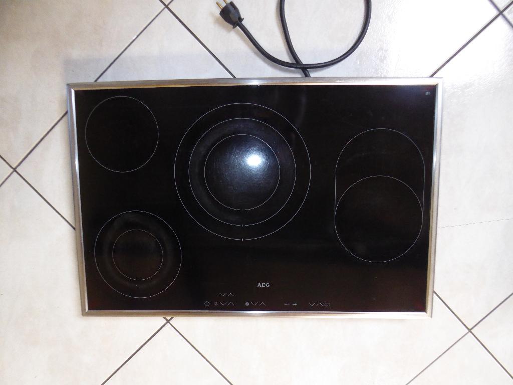 Taque  vitrocéramique AEG, Electroménager, Tables de cuisson, Enlèvement, Utilisé, Électrique, 5 zones de cuisson ou plus