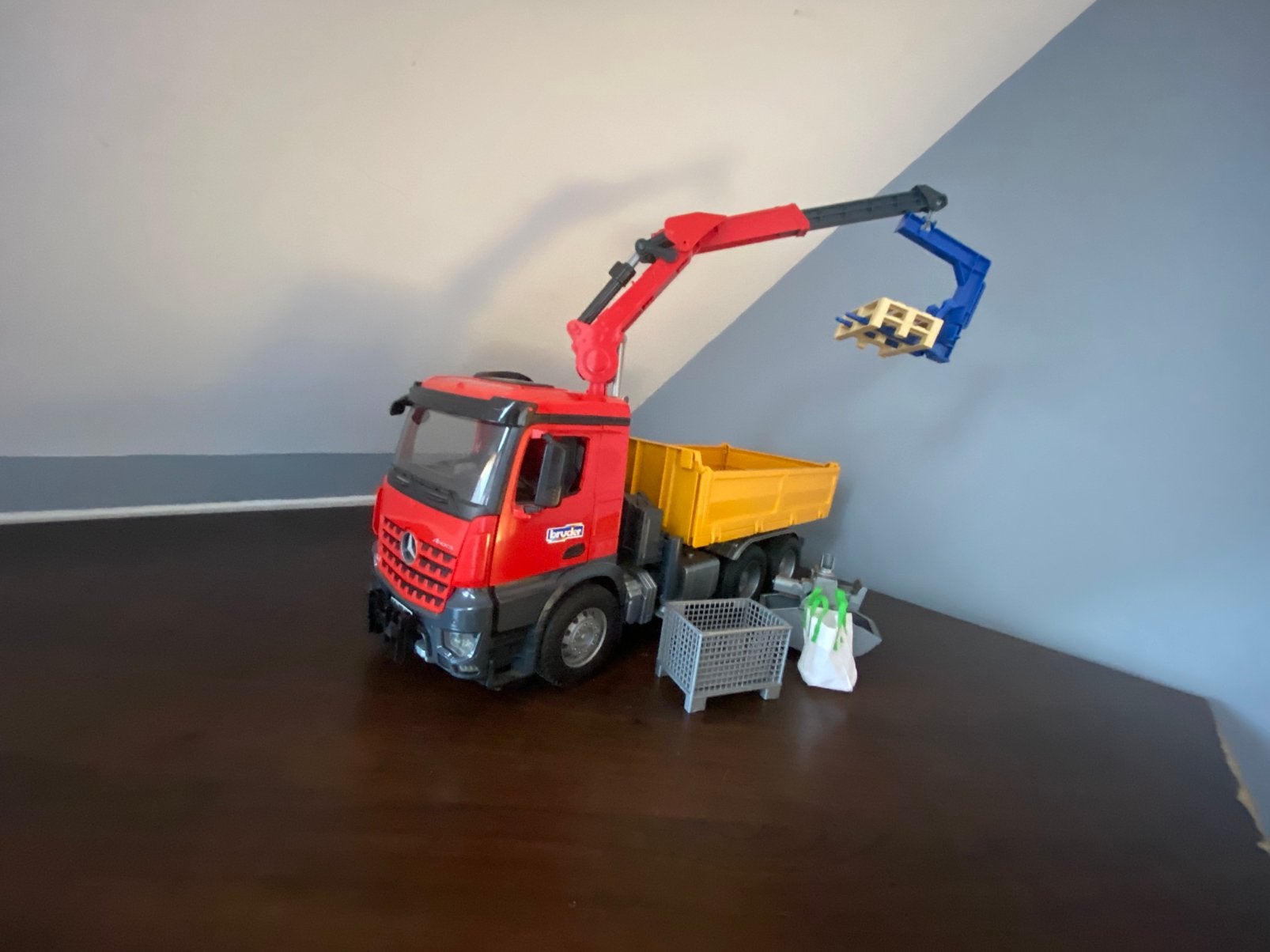 Camion bruder, Enlèvement, Neuf