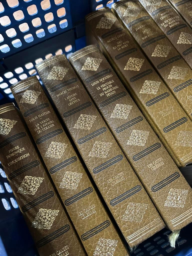 Lot de 14 livres neufs reliés Les causes célèbres, Enlèvement, Neuf