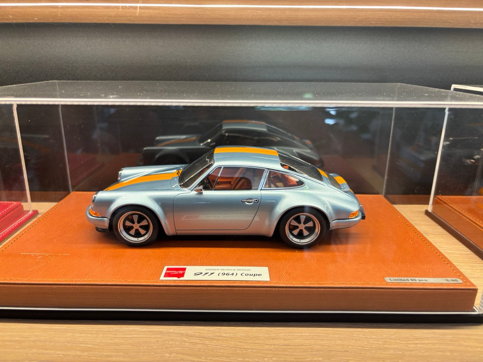 Porsche Singer 1/18 Make Up models, Enlèvement ou Envoi, Comme neuf