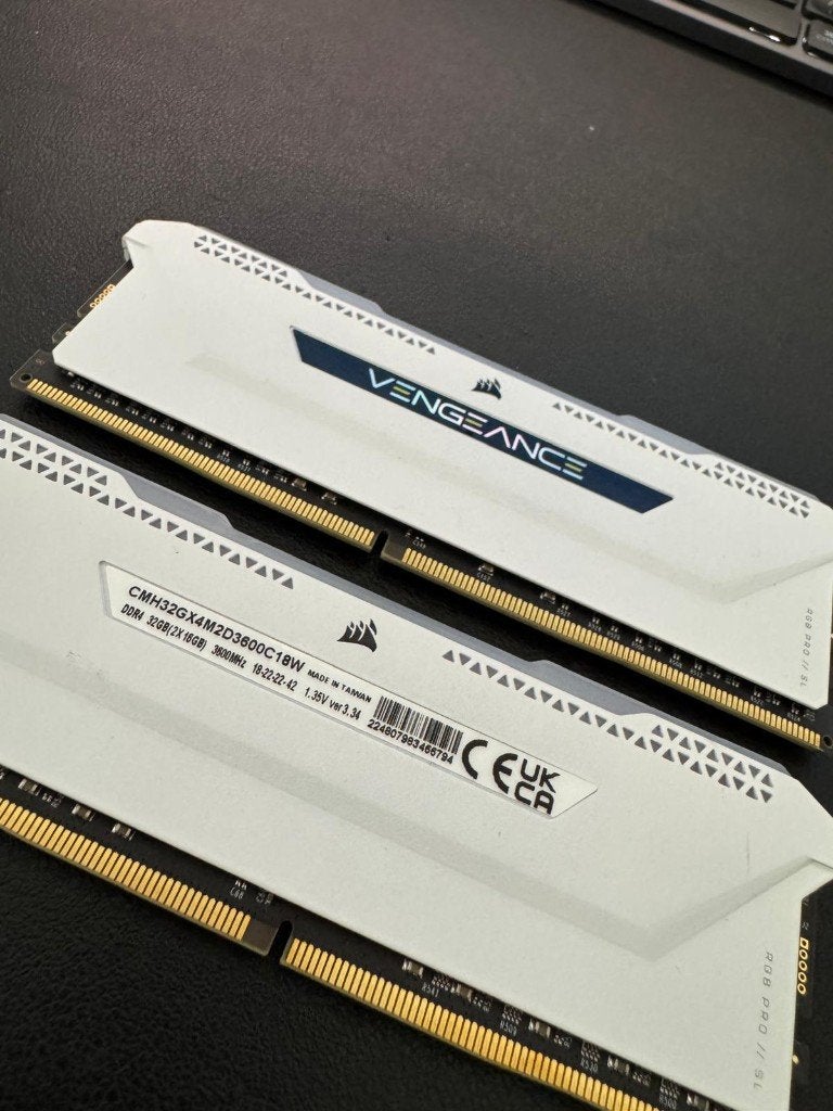32GB Corsair DDR4 Vengeance RGB Pro SL 2x16GB 3600, Gebruikt, 32 GB, DDR4, Ophalen of Verzenden