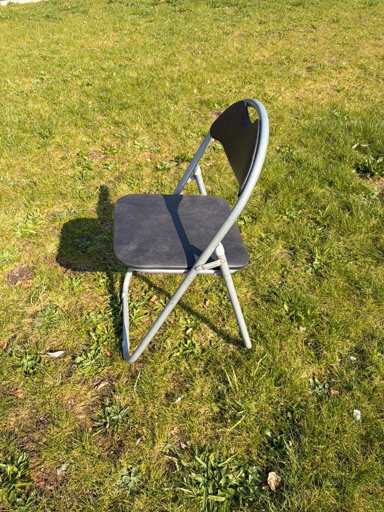 Klapstoeltjes - 12 stuks im degelijke staat, Huis en Inrichting, Stoelen, Ophalen, Zo goed als nieuw