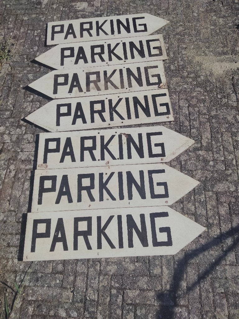 PANNEAUX DE SIGNALISATION. STATIONNEMENT