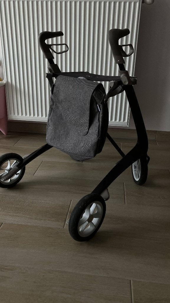 Rollator Acre zwart 4,8 kg!, Ophalen, Opvouwbaar, Gebruikt