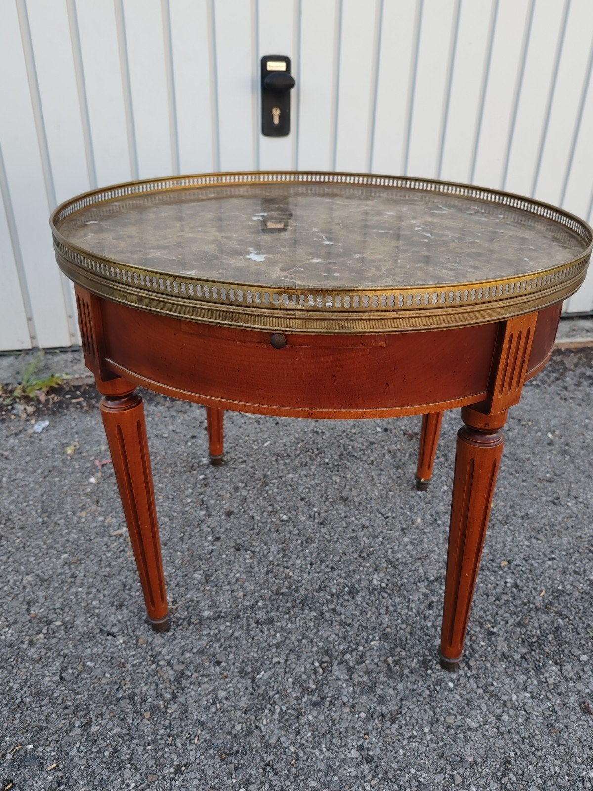 Table basse bouiloted style Louis XVI marbre, Antiquités & Art, Enlèvement