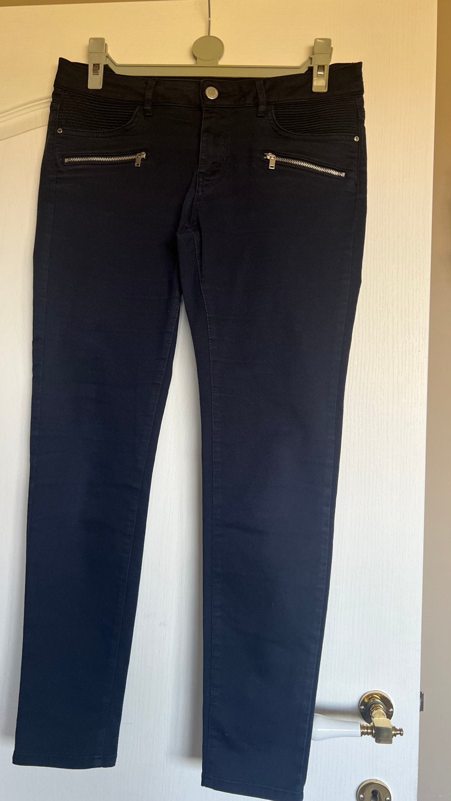 Skinny jeans voor dames in donkerblauw in maat 40, Kleding | Dames, Spijkerbroeken en Jeans, Ophalen, Zo goed als nieuw