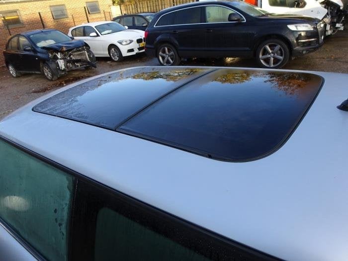 Toit panoramique d'un Mini Cooper S (900), -, 3 mois de garantie, -, -