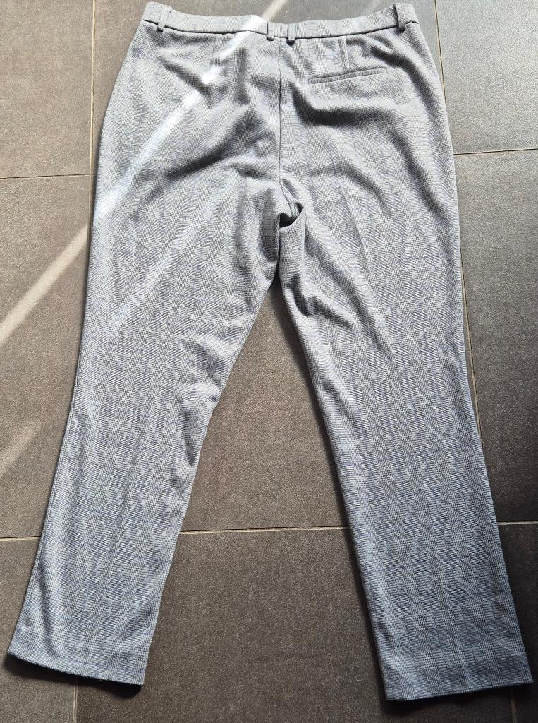 Broek - Damart maat 52, Kleding | Dames, Grote Maten, Damart, Ophalen of Verzenden, Zo goed als nieuw, Broek of Spijkerbroek