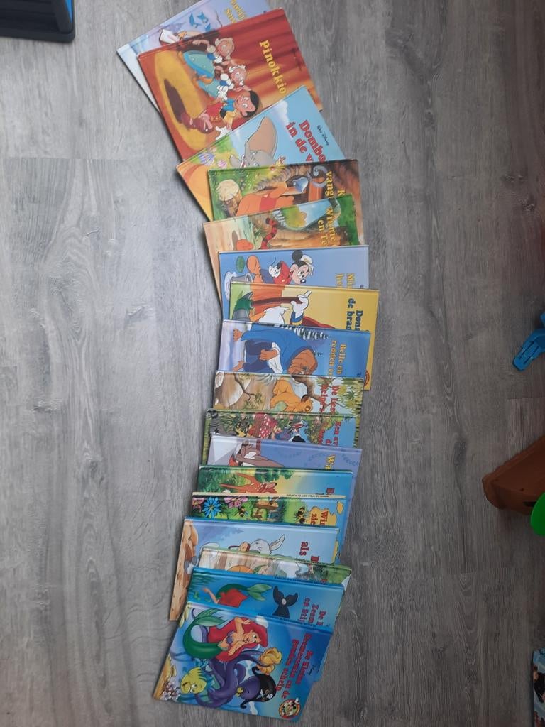 Disney boekenclub, Boeken, Ophalen