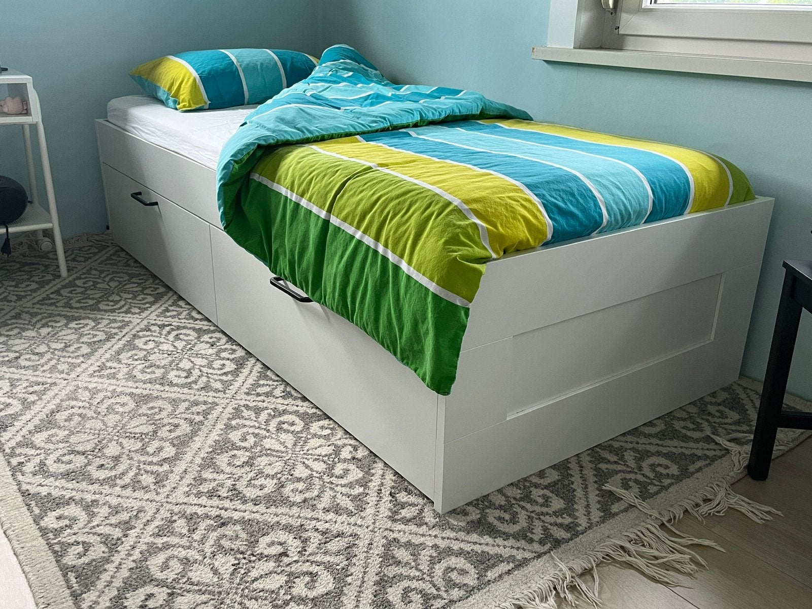 IKEA Brimnes eenpersoonsbed met lades en lattenbodem, Enlèvement, Comme neuf