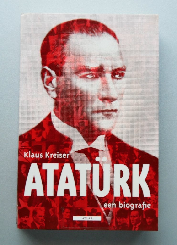 Ataturk Een Biografie, Boeken, Ophalen of Verzenden, Zo goed als nieuw