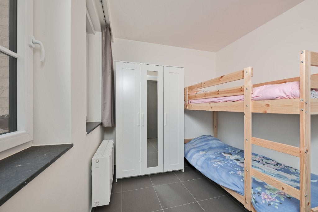 MODERN STAPELBED MET LATTENBODEM, Ophalen, Zo goed als nieuw, Stapelbed