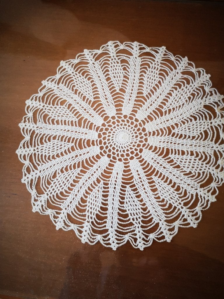 Gehaakt sierdoekje 26 cm, Ophalen of Verzenden, Gehaakt, Rond