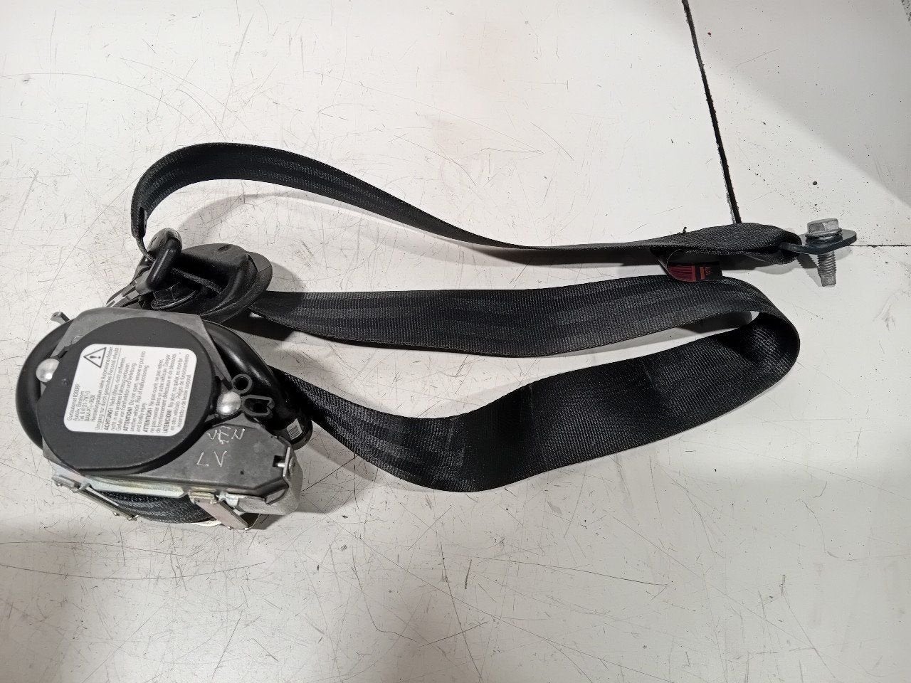 Veiligheidsgordel links voor Peugeot 308, Onderdelen@venauto.nl, Van der Ven Autorecycling B.V., Gebruikt, Ettenseweg 76, 4706 PB Roosendaal, The Netherlands