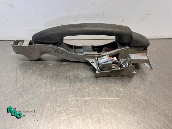 Poignée portière 2portes droite d'un Fiat Scudo (Scudo 07-, -, 3 mois de garantie, Utilisé, Fiat
