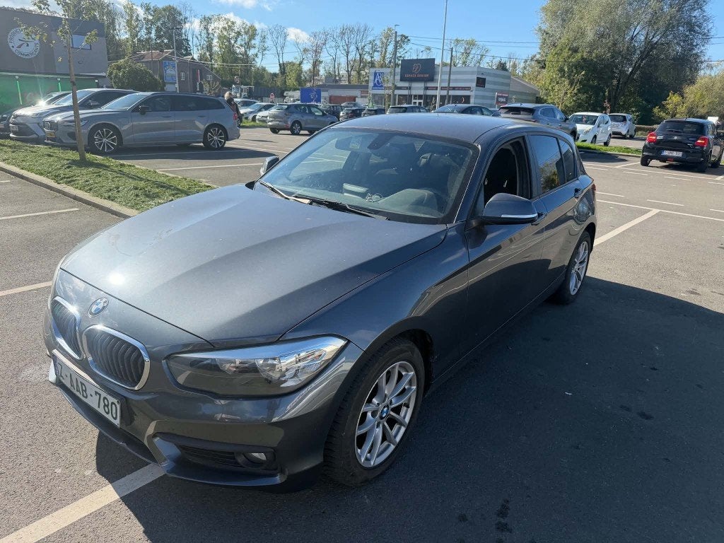 Bmw 114D, Auto's, Particulier, 3 cilinders, Zilver of Grijs, Te koop