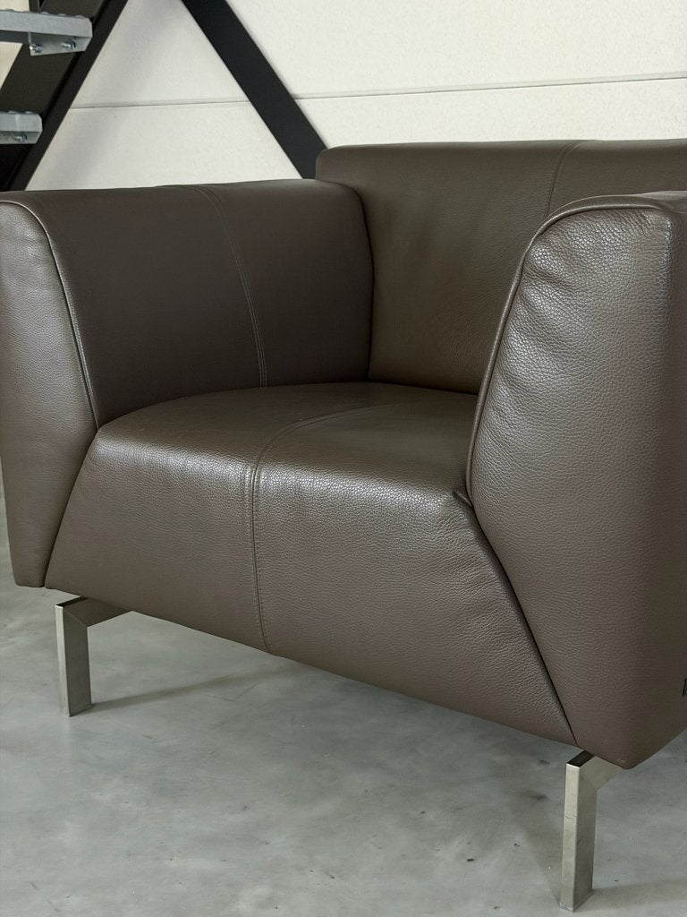Rolf Benz Linea fauteuil - taupe bruin leer, Huis en Inrichting, Ophalen, Nieuw, Leolux Montis Jori Artifort Pode, 75 tot 100 cm