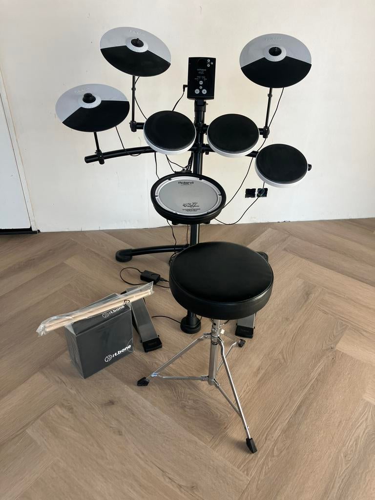 Roland TD-1KV, Muziek en Instrumenten, Drumstellen en Slagwerk, Ophalen, Gebruikt, Roland