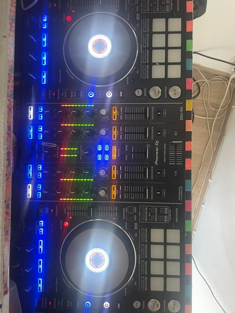 Pioneer DDJ RX, Enlèvement, Comme neuf, Platine, Pioneer