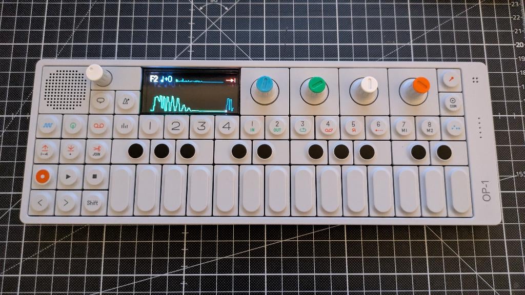 Teenage Engineering OP-1, Muziek en Instrumenten, Samplers, Ophalen, Gebruikt