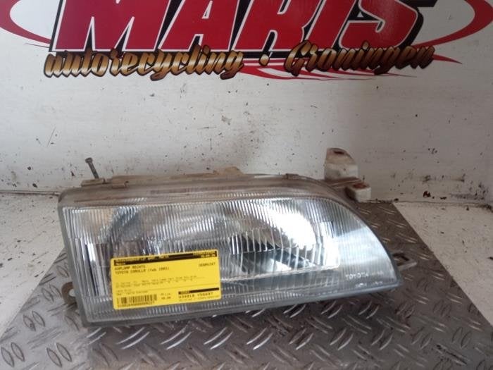 Koplamp rechts van een Toyota Corolla, Gebruikt, -, -, Toyota