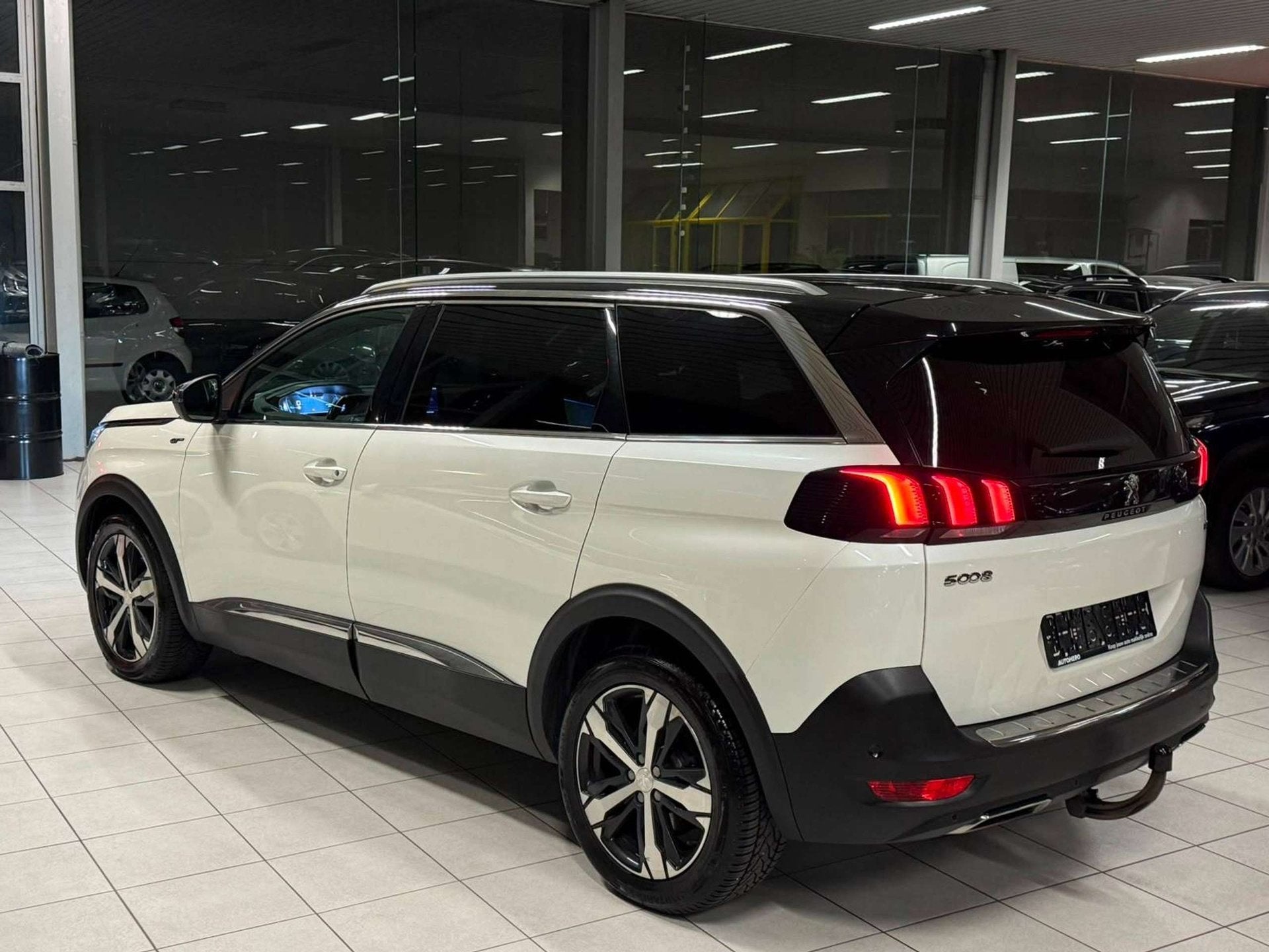 Peugeot 5008 Peugeot 5008 GT Automatique 7 Places 2.0HDi 130, Auto's, Automaat, Gebruikt, Euro 6, 7 zetels