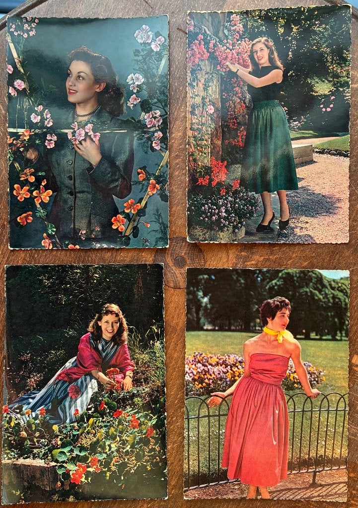Set 4 gekleurde postkaarten jaren 40 Italy/Germany dames, Ophalen of Verzenden, 1940 tot 1960, Ongelopen, Overige thema's