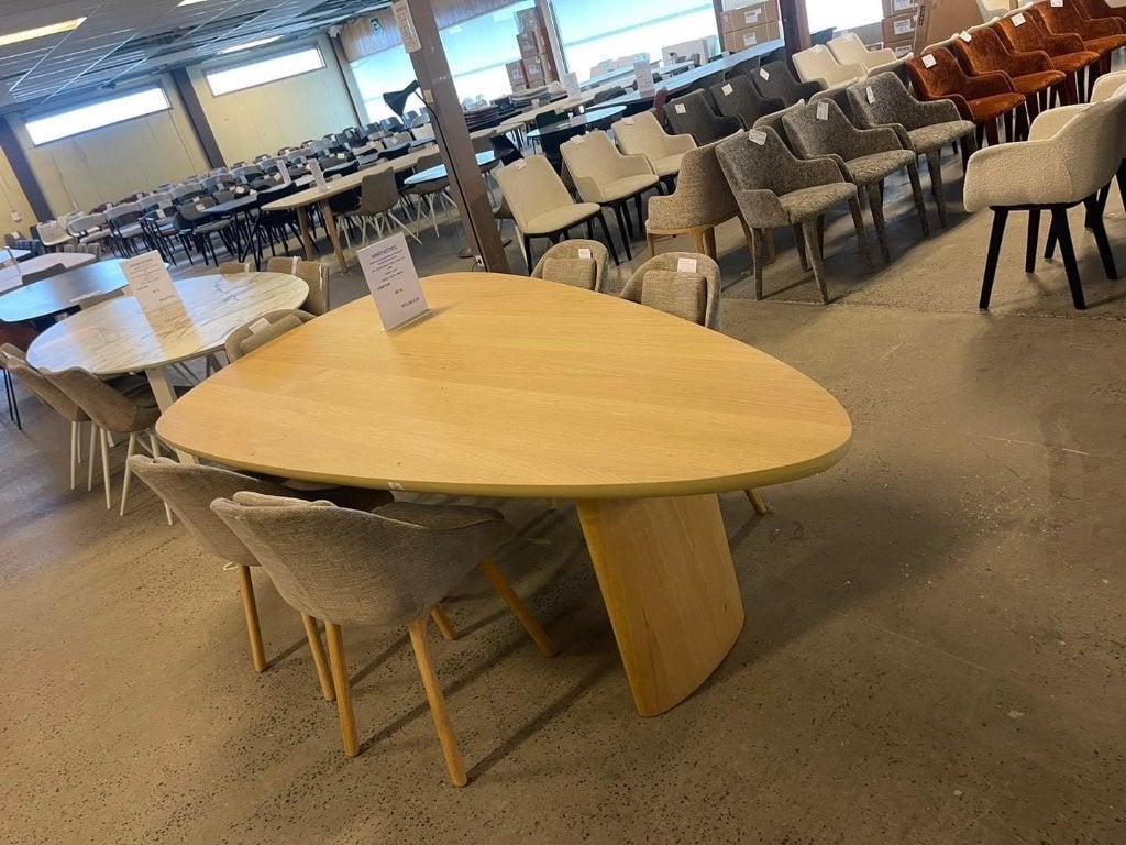 Amato Rondo Eettafel – Natuur Eik – 260 x 110 cm japandi, Huis en Inrichting, Ophalen, Nieuw, Eikenhout, Japandi