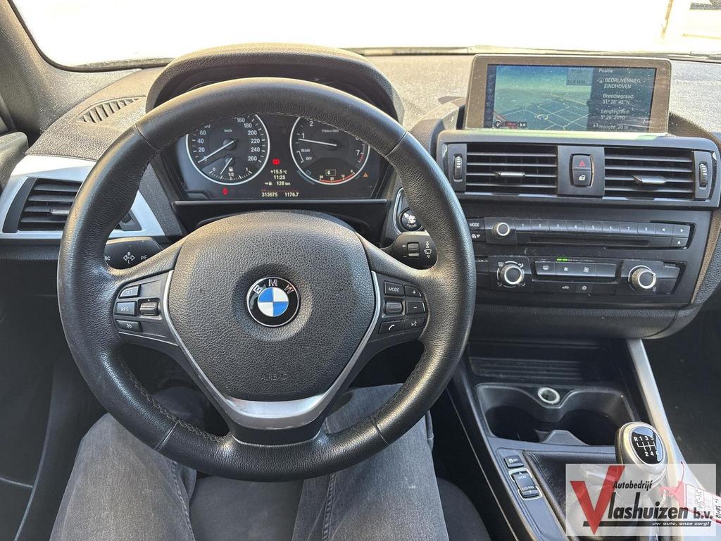 BMW 116 1-serie 116i Business, Auto's, BMW, 1 Reeks, 129 g/km, Zwart, Start-stop-systeem