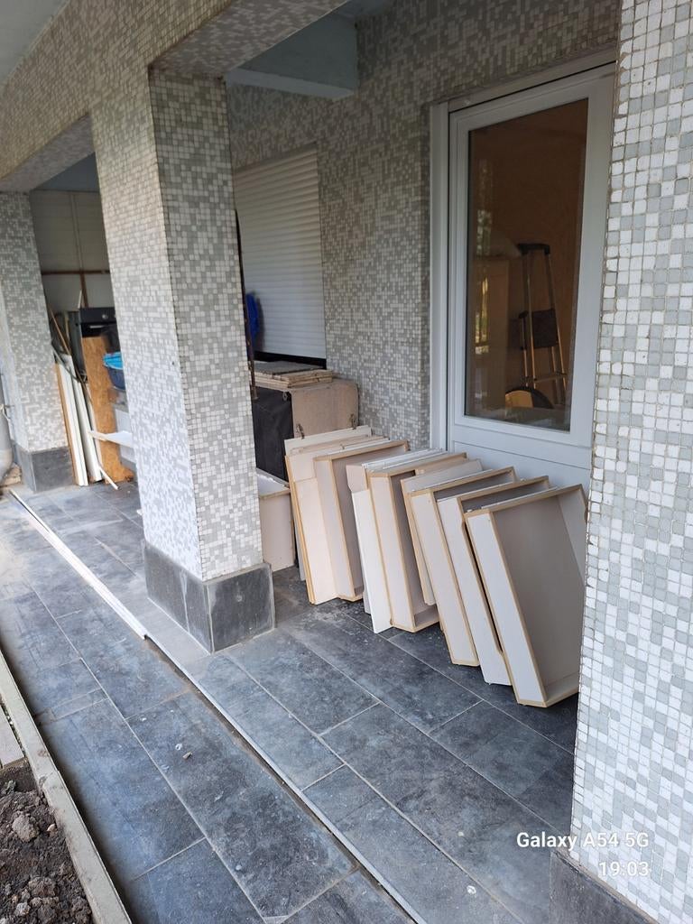 Planche à donner, Ophalen