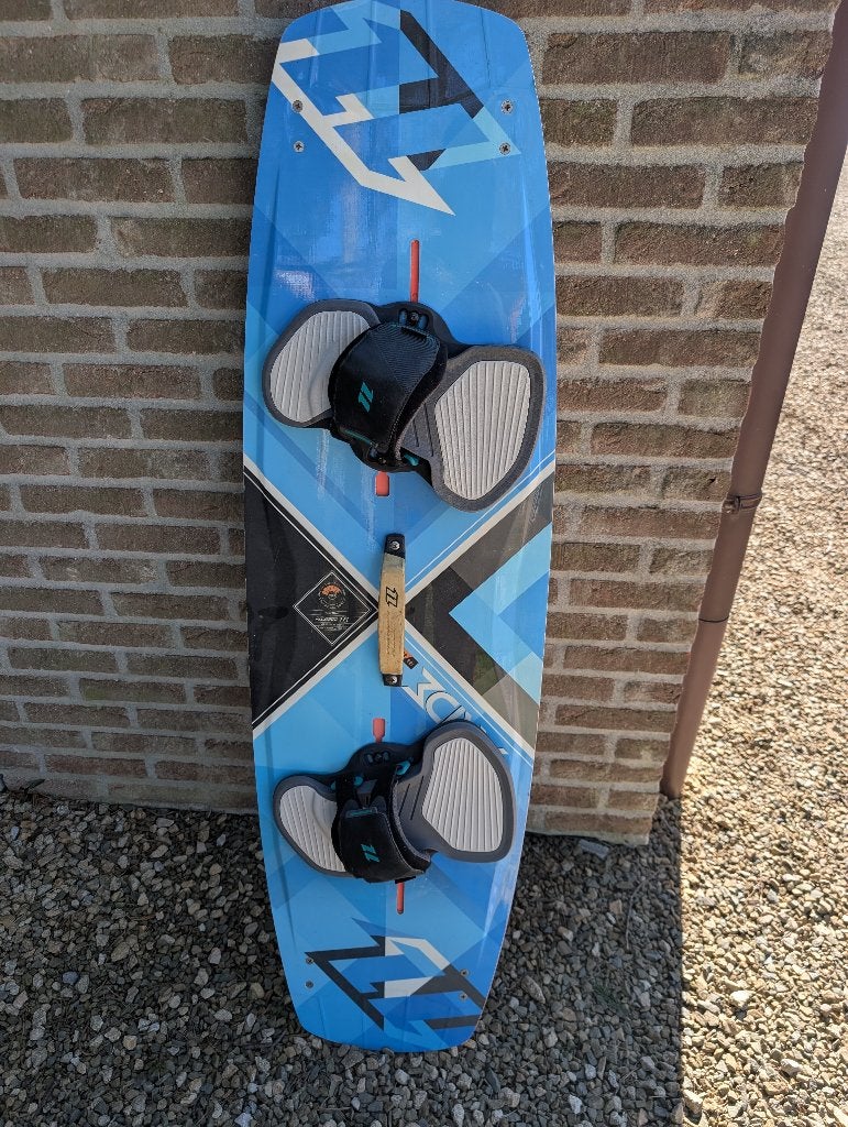 Planche Noth Kitesurf, Watersport en Boten, Kitesurfen, Ophalen, Gebruikt, Kiteboard