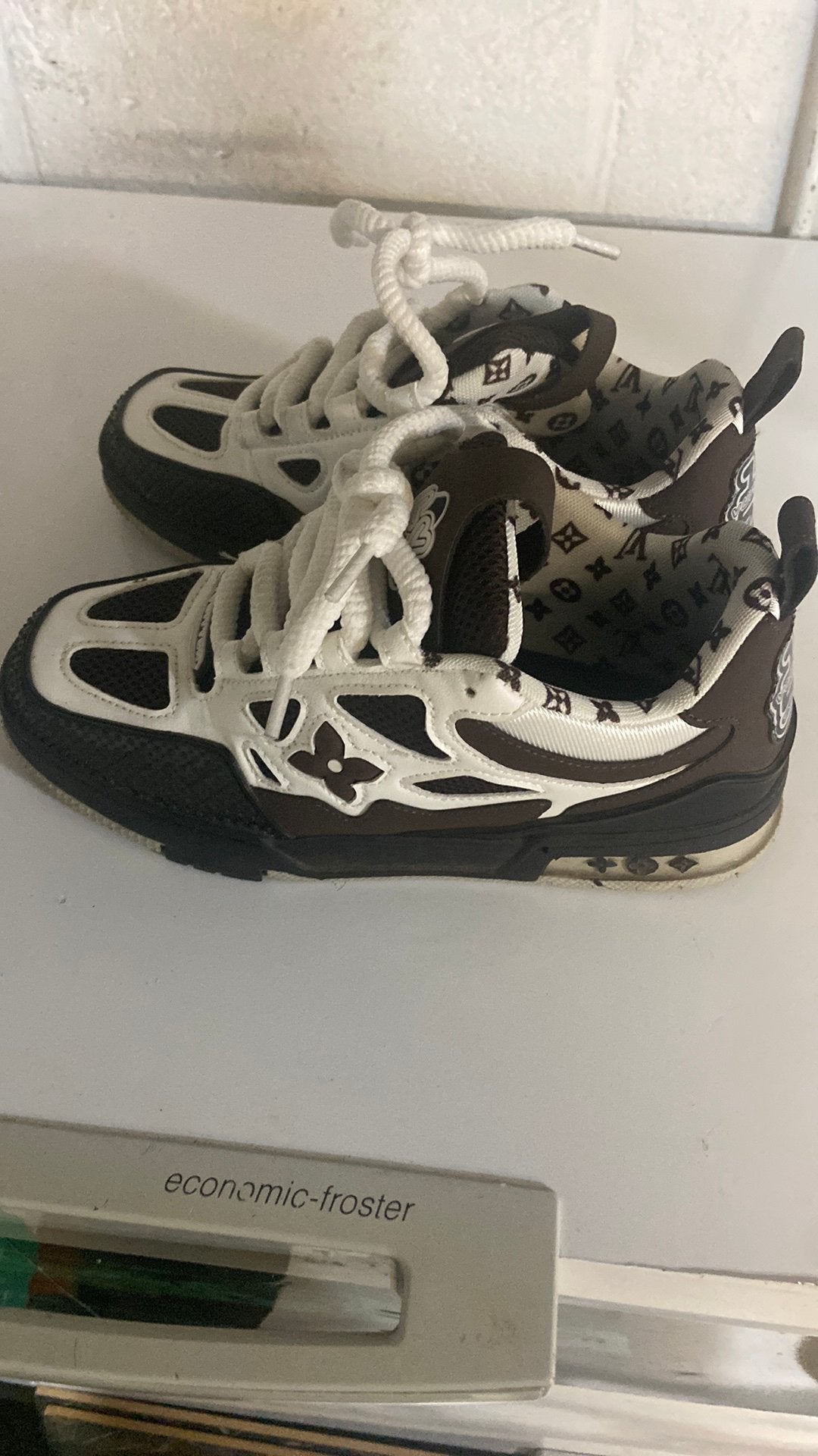 Chaussures Louis Vuitton, Enlèvement ou Envoi, Utilisé, Chaussures