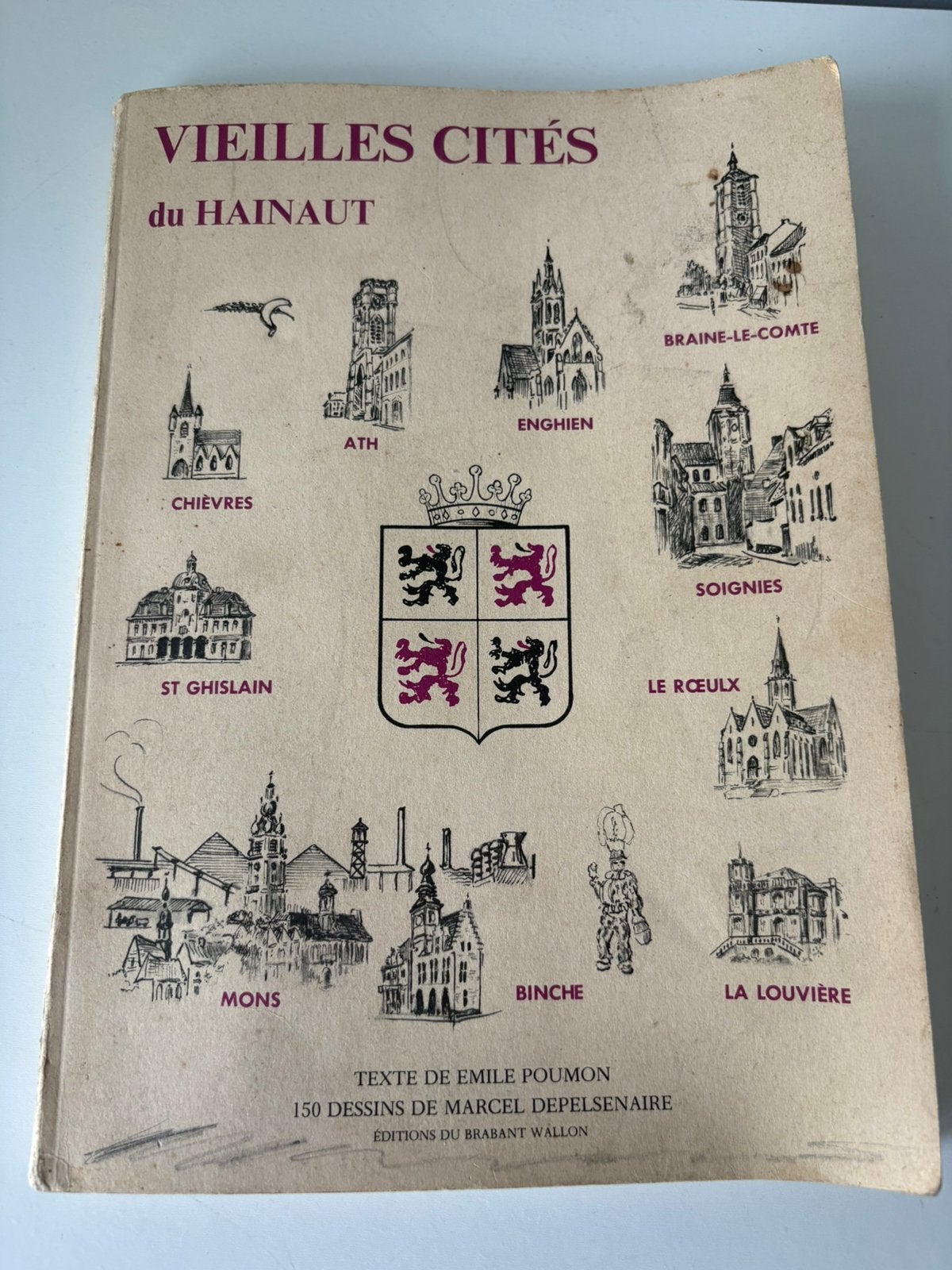 Ancien livre « Vieilles cités du Hainaut », Livres, Enlèvement ou Envoi, Utilisé