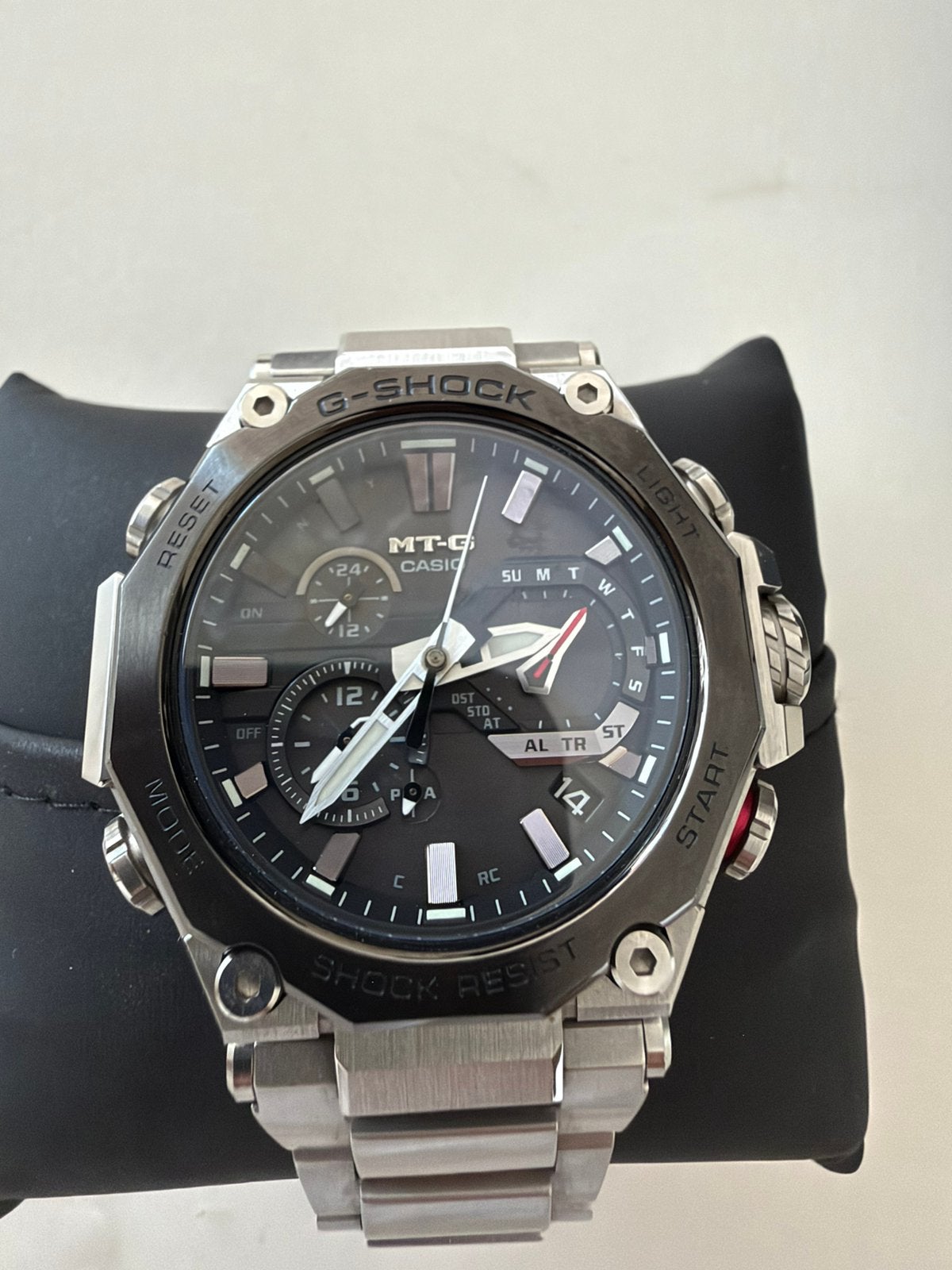 Casio G-Shock MT-G MTG-B2000D-1AER – Full Set – Excellent, Ophalen, Zo goed als nieuw, Casio
