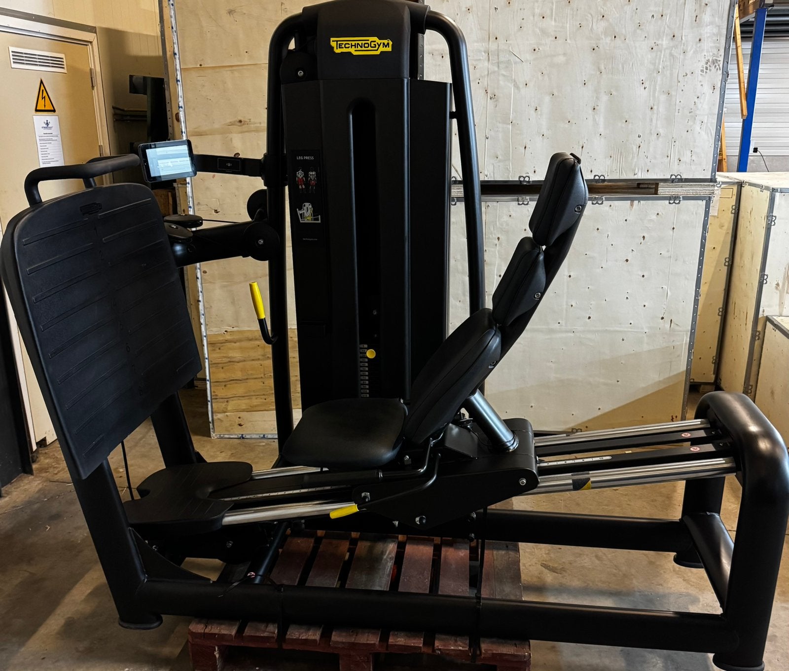 Technogym Selection Pro 900 Leg Press Unity Mini 250kg stack, Sport en Fitness, Ophalen of Verzenden