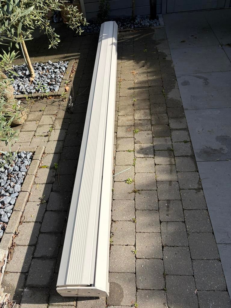 Zonneluifel elektrisch zonnescherm knikarmscherm, Tuin en Terras, Zonneschermen, Ophalen, Gebruikt, Elektrisch, 150 tot 300 cm