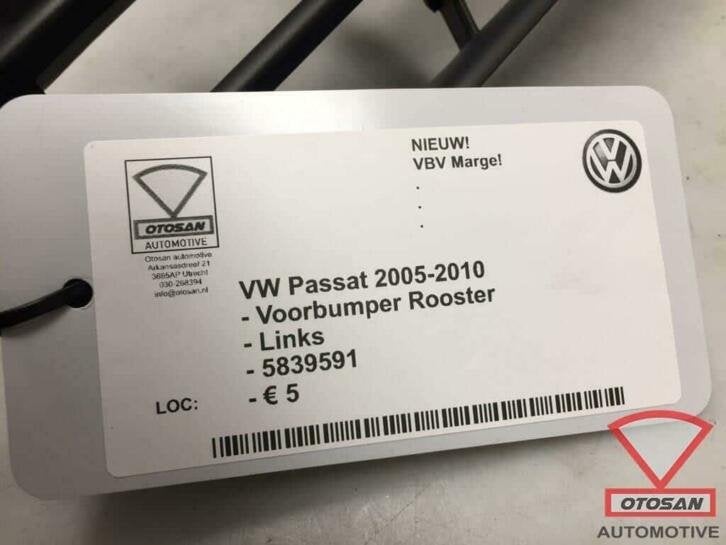 vw passat 2005 2010 grille de pare chocs avant gauche nouvea, Autos : Pièces & Accessoires, Neuf, Pare-chocs, Volkswagen, Volkswagen AG
