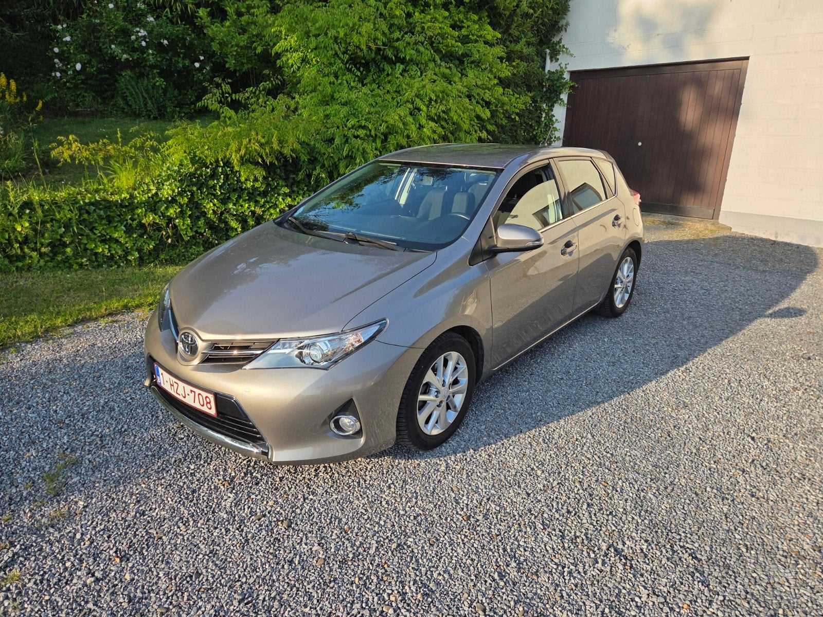 Toyota Auris, Autos, Achat, 1225 kg, Boîte manuelle, Entretenue par le concessionnaire