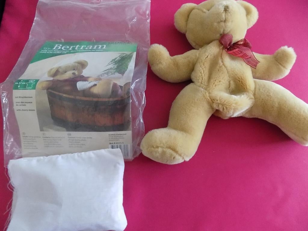 Ourson en peluche avec noyaux de cerises, Enfants & Bébés, Neuf, Enlèvement ou Envoi, Overige karakters, Moyen (20 à 80 cm)