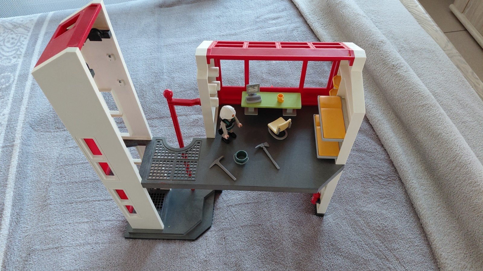 playmobil brandweerkazerne 10€, Ophalen