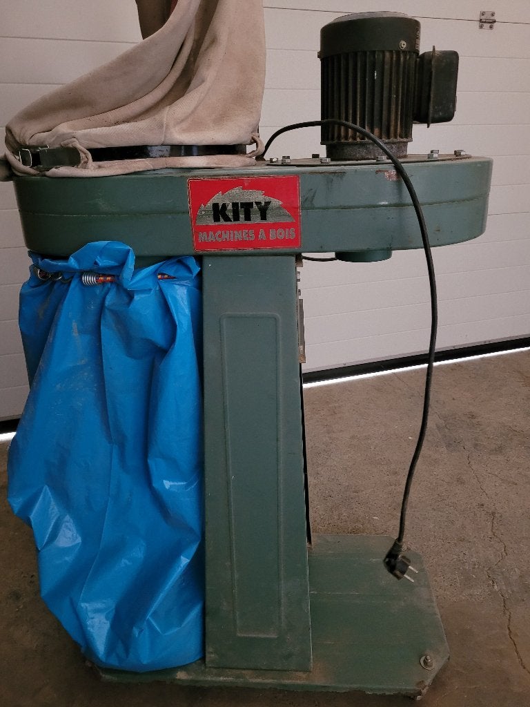 Aspirateur de copeaux de bois, Enlèvement
