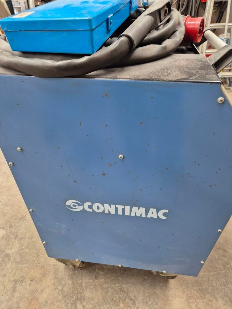 A vendre plasma 380volt état neuf prix 2500euro a Discuter
