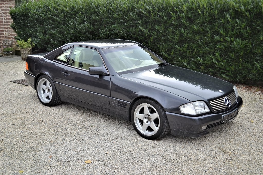 Mercedes SL 300 - 1991, Auto's, Oldtimers, Bedrijf, Te koop, Mercedes-Benz, Benzine, Cabriolet, 2 deurs, Automaat, Zwart, Beige