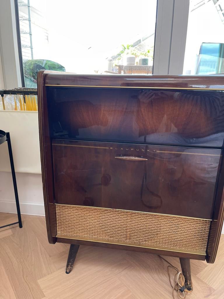 Blaupunkt radiomeubel met platenspeler, Ophalen