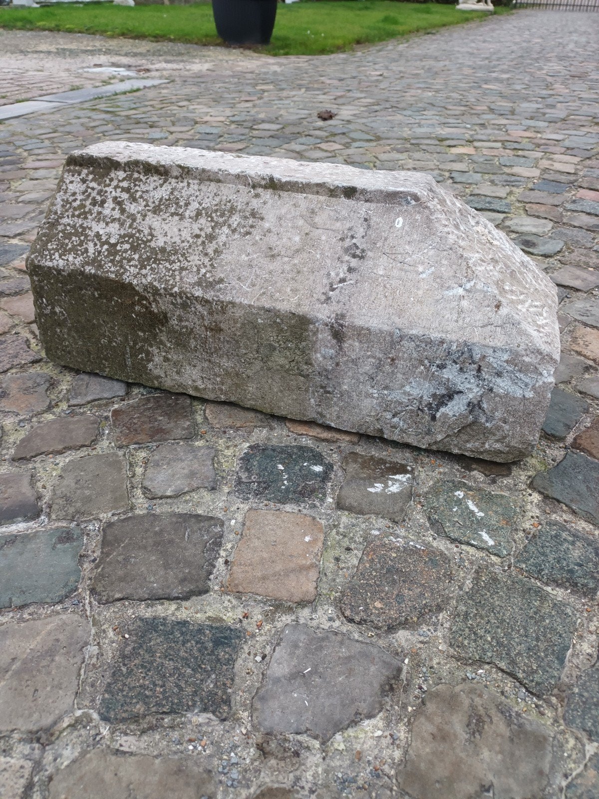 arduinen hoek boordsteen, Ophalen