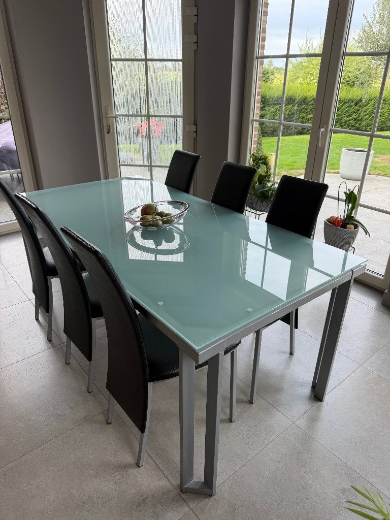 Table plus chaises, Enlèvement, Utilisé, Verre