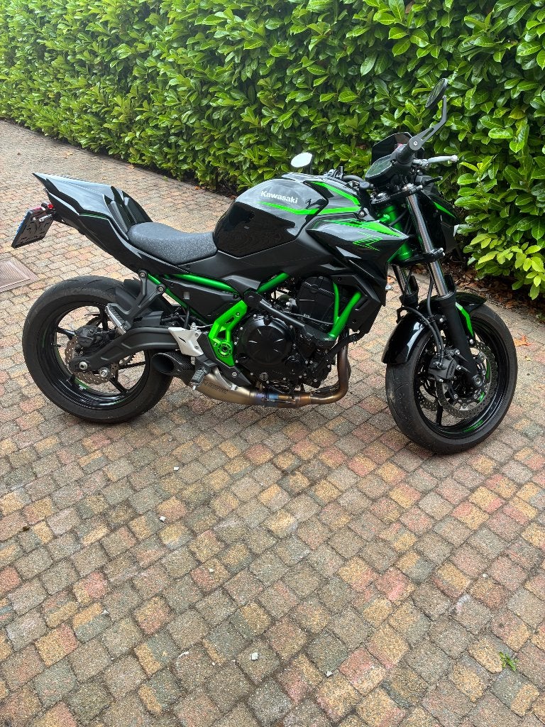 Kawasaki z650 sport, Motoren, 2 cilinders, ABS, Nieuw, Meer dan 35 kW