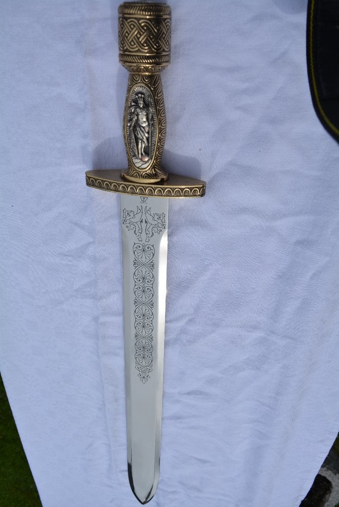 Glaive d'Alexandre le grand, Enlèvement, Armée de terre